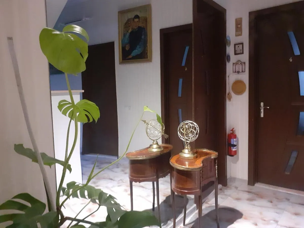 טביליסי Hotel Zaira