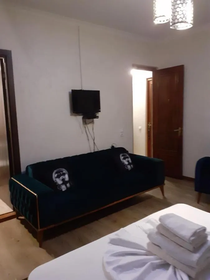 ***  טביליסי Hotel Zaira גאורגיה