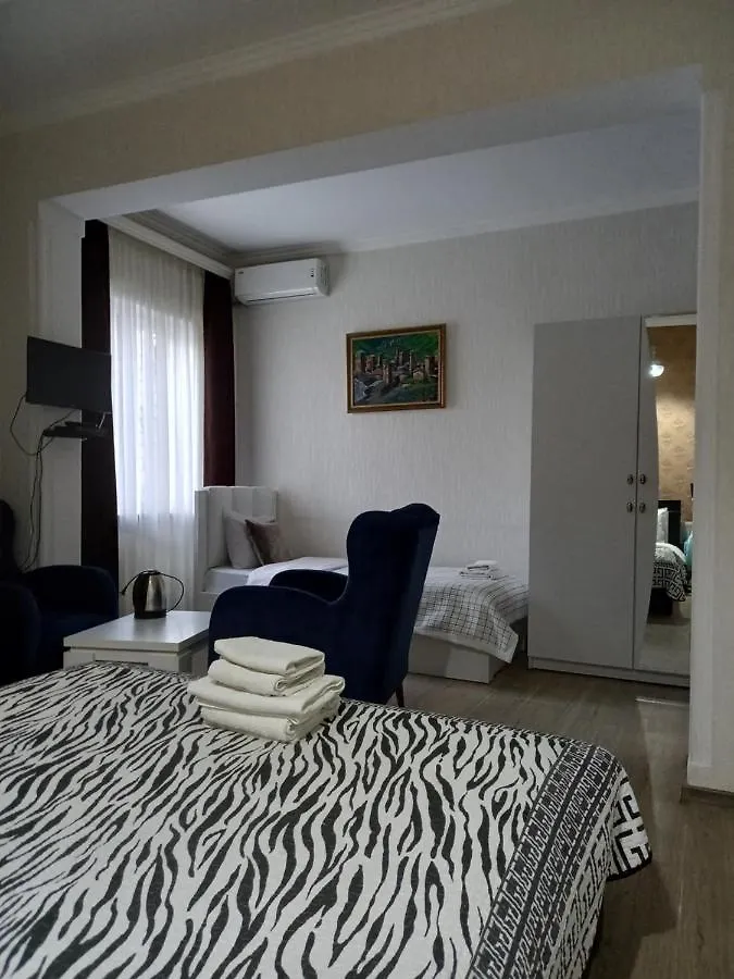 טביליסי Hotel Zaira