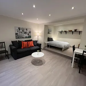 City Rooms Luxembourg Отель Люксембург